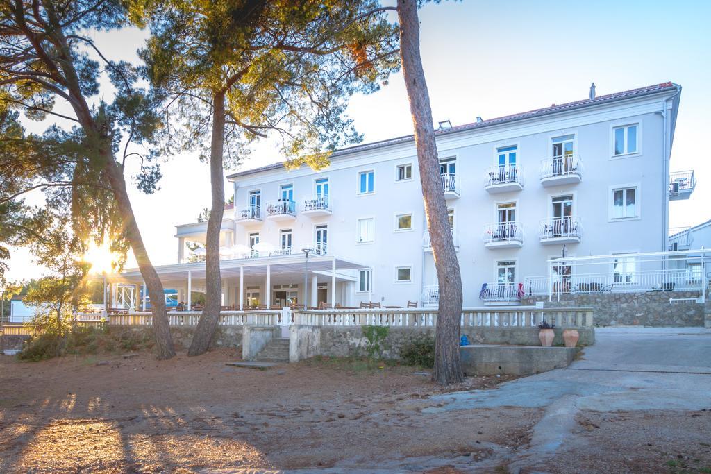 Hotel Bor Veglia Exterior foto